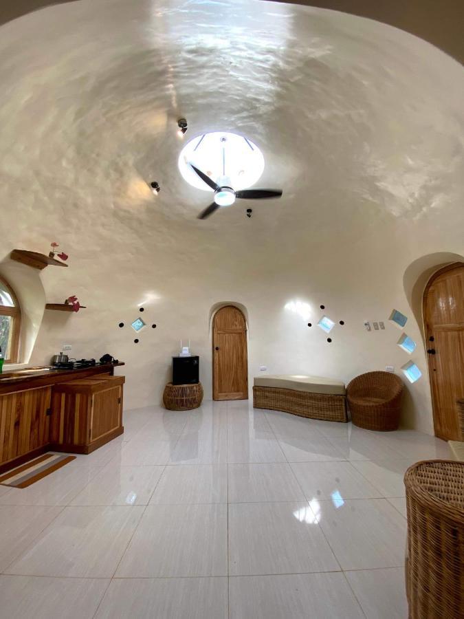 Adorable Dome House Villa Puerto Princesa Exteriör bild